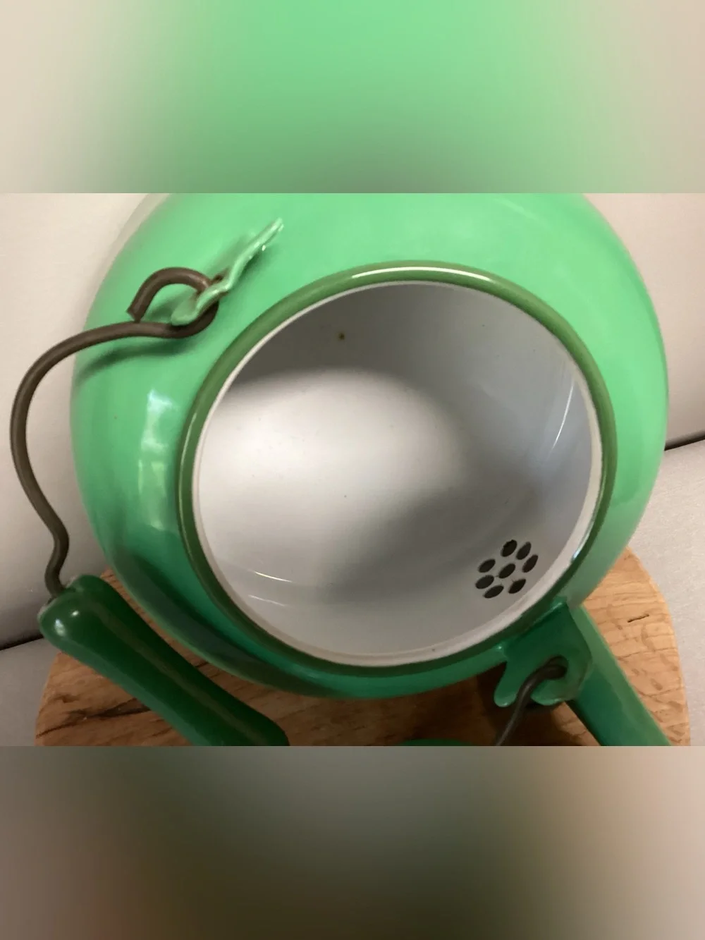 🟢 Vintage - Beautiful Mint Green Tea Kettle - Wood Handle - Heavy Craftsmanship